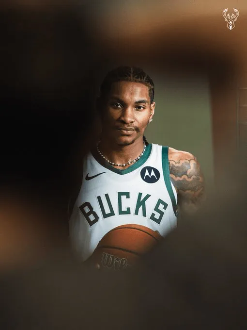 关于今晚密尔沃基雄鹿伤情更新:亚冠节点到来,悬念犹存,高层口径保持一致的信息 关于今晚密尔沃基雄鹿伤情更新:亚冠节点到来,悬念犹存,高层口径保持一致的信息